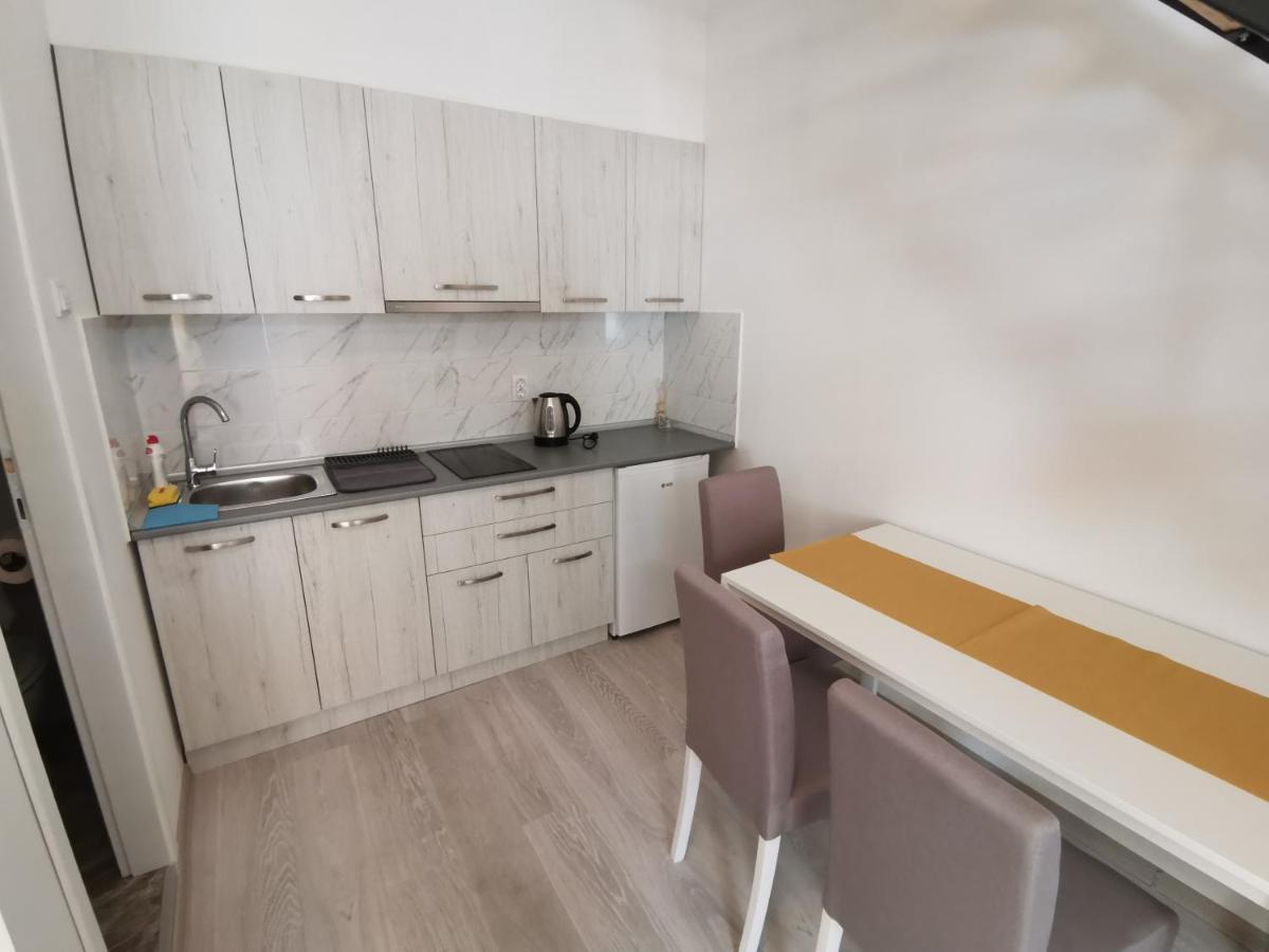 Ris Central Apartments Újvidék Kültér fotó