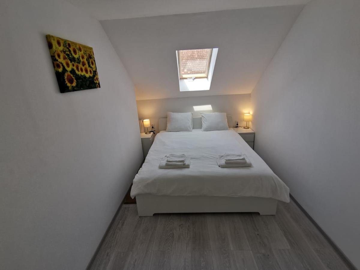 Ris Central Apartments Újvidék Kültér fotó